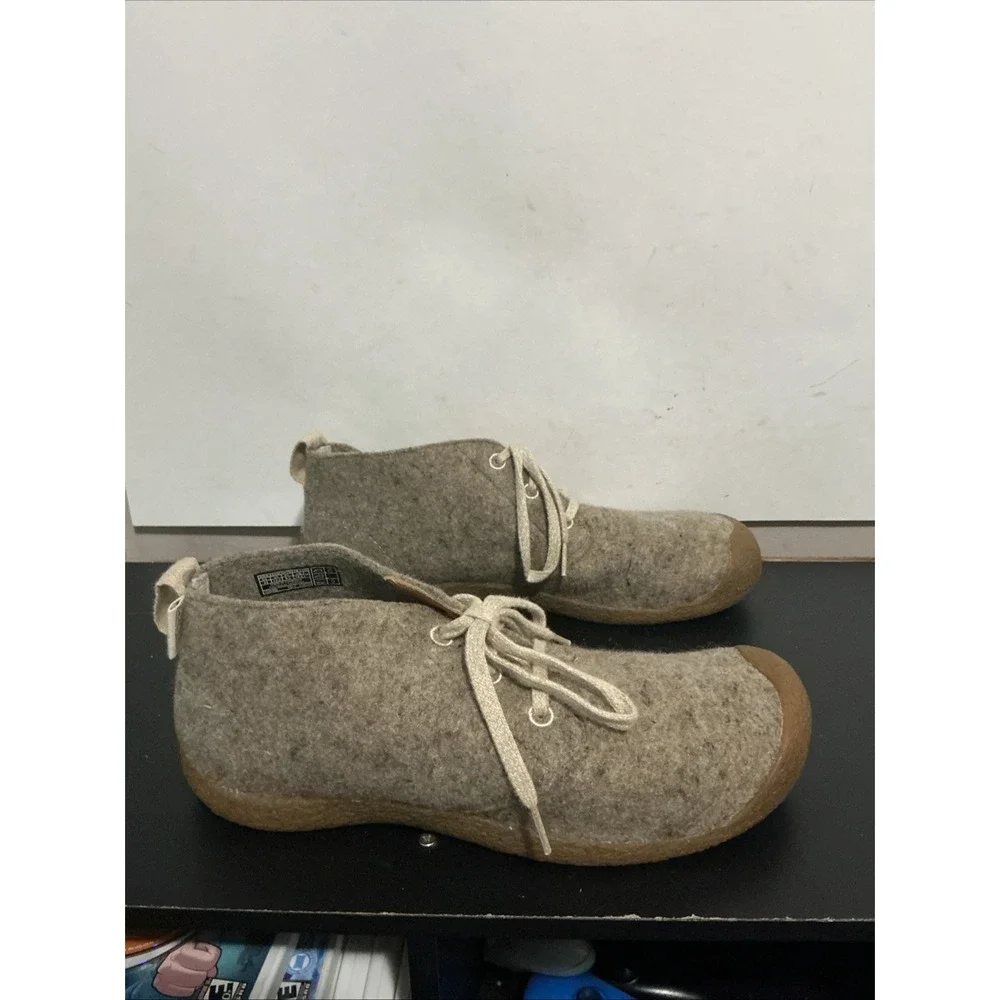KEEN Mens Mosey Chukka Ankle Boot Taupe Felt Birch 10.5 1026806 Missing Insole